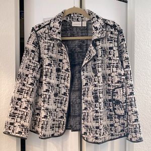 Women' CHICO'S Swing style Blazer with Leatherish Trim Size 1